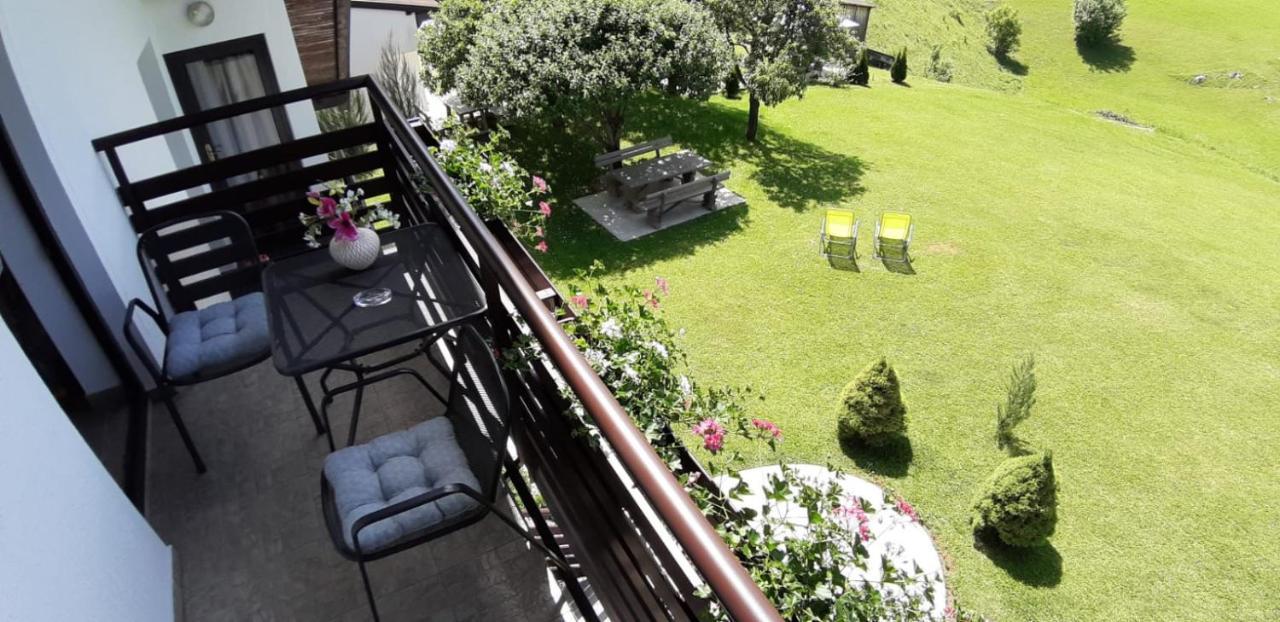 Hotel Vukovic House Selište Drežničko Exterior foto